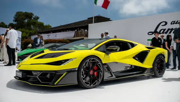 Lamborghini Fenomeno 2025 Mitchell Weitzman